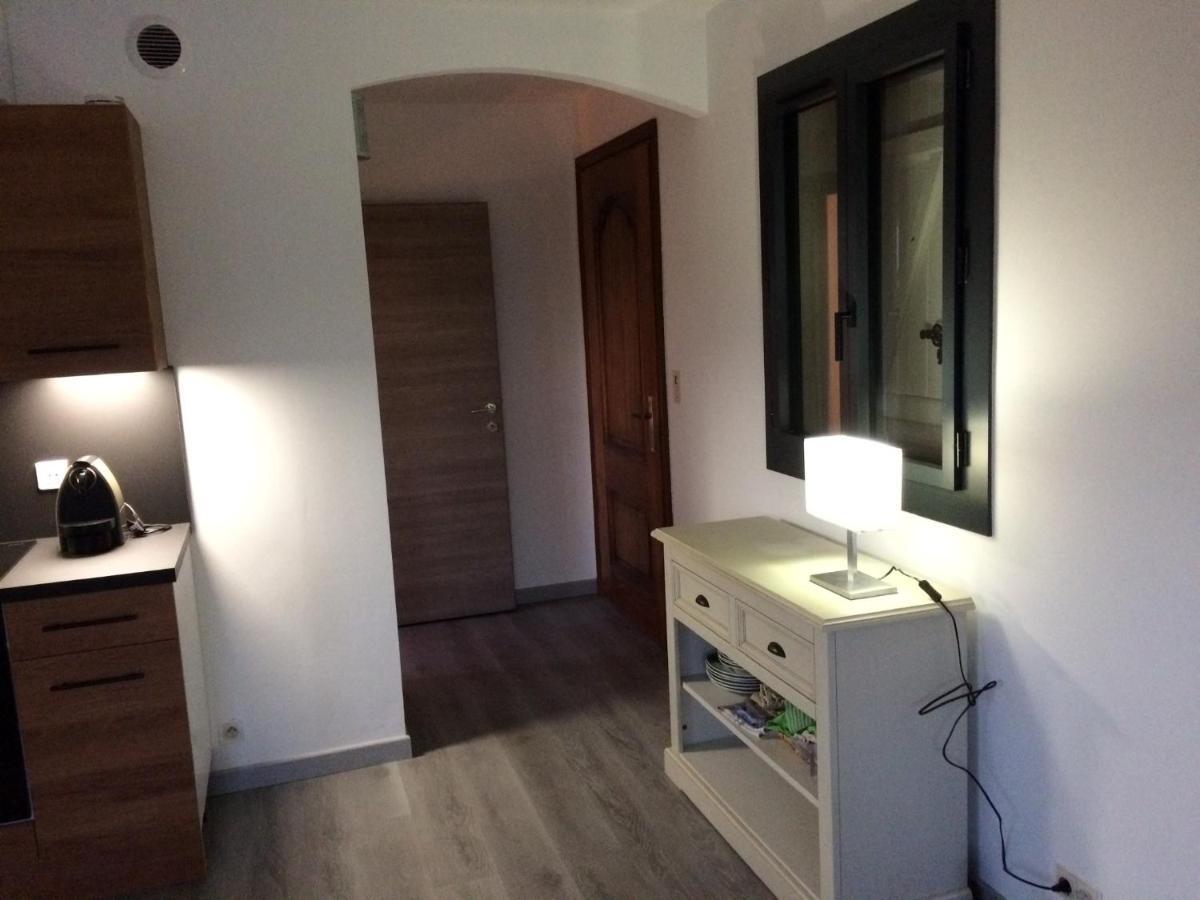 Appart 2 Pieces Independant Dans Villa Proche Centre Ville Au Calme Мандельё-ла-Напуль Экстерьер фото
